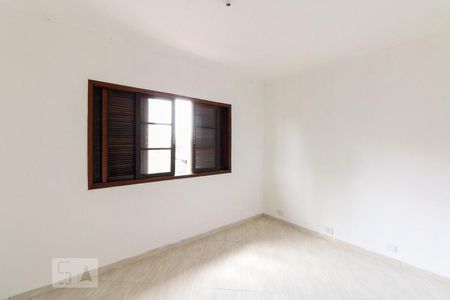 Quarto 1 de casa para alugar com 4 quartos, 238m² em Vila Esperança, São Paulo