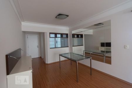 Apartamento para alugar com 110m², 3 quartos e 4 vagasSala