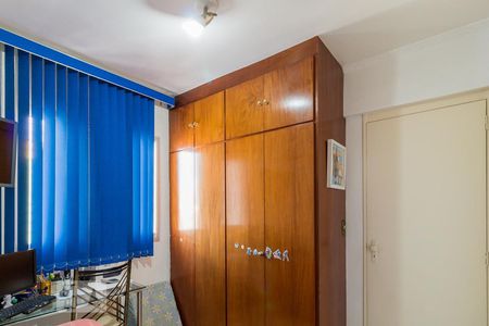 Quarto 1 de apartamento para alugar com 3 quartos, 70m² em Vila Santana, São Paulo