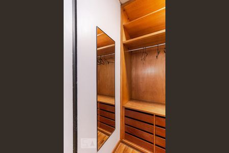 Apartamento para alugar com 60m², 1 quarto e 1 vagaCloset