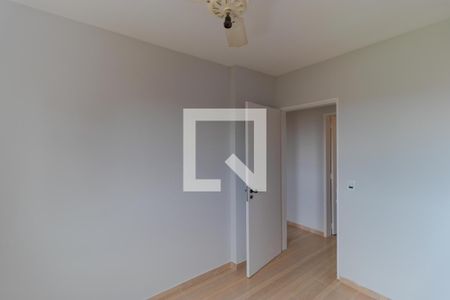 Apartamento à venda com 89m², 3 quartos e 1 vagaQuarto 02