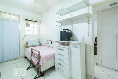 Banheiro da Suíte de apartamento para alugar com 3 quartos, 92m² em Ingá, Niterói