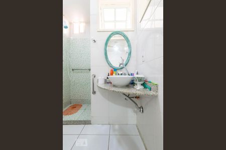 Apartamento para alugar com 92m², 3 quartos e sem vaga Apartamento para alugar com 92m², 3 quartos e sem vagaBanheiro Suíte