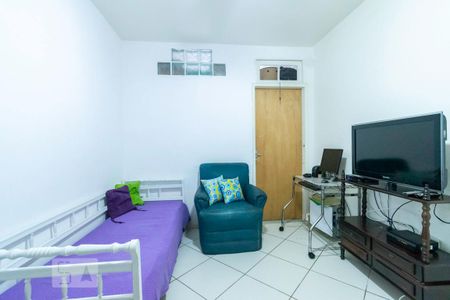 Apartamento para alugar com 92m², 3 quartos e sem vaga Apartamento para alugar com 92m², 3 quartos e sem vagaDetalhe Sala