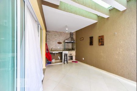 Casa à venda com 240m², 3 quartos e 5 vagasChurrasqueira