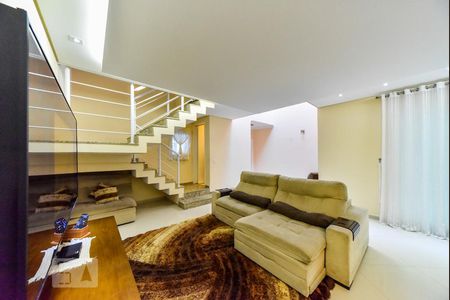 Sala de casa à venda com 3 quartos, 240m² em Nova Petrópolis, São Bernardo do Campo