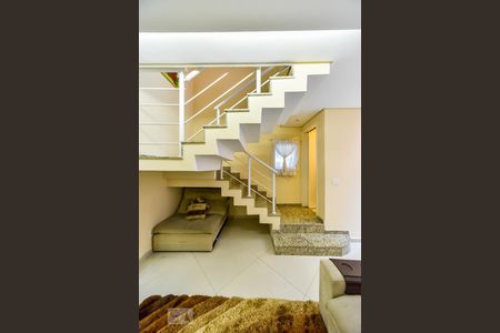 Sala de casa à venda com 3 quartos, 240m² em Nova Petrópolis, São Bernardo do Campo