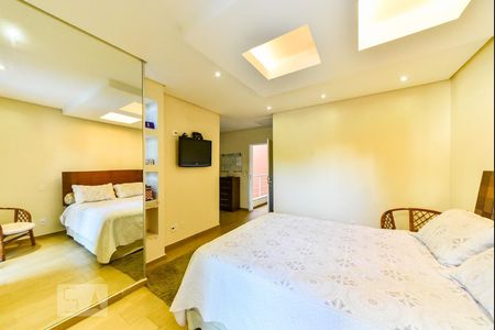 Casa à venda com 240m², 3 quartos e 5 vagasSuíte 3