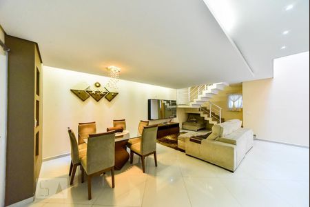 Sala de casa à venda com 3 quartos, 240m² em Nova Petrópolis, São Bernardo do Campo