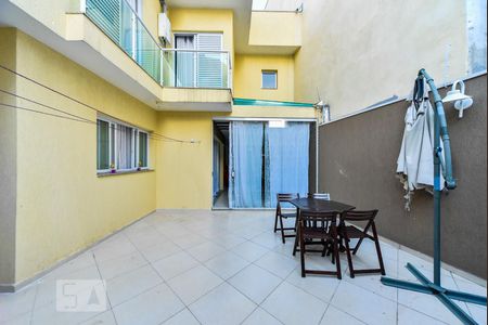 Casa à venda com 240m², 3 quartos e 5 vagasQuintal