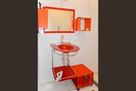 Casa para alugar com 110m², 3 quartos e 1 vagaBanheiro