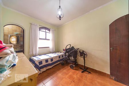 Quarto 1 de casa para alugar com 3 quartos, 300m² em Santa Teresinha, Santo André