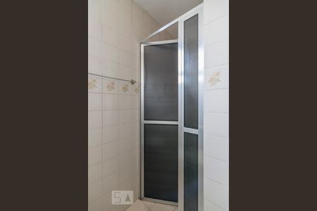Banheiro da Suite de apartamento para alugar com 2 quartos, 69m² em Vila Homero Thon, Santo André