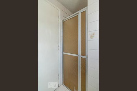 Banheiro de apartamento para alugar com 2 quartos, 69m² em Vila Homero Thon, Santo André