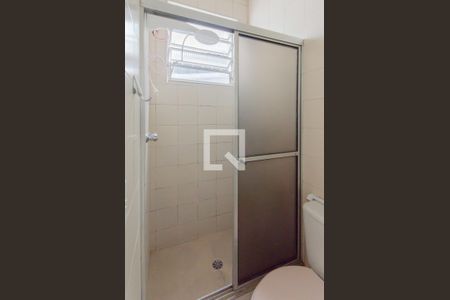 Banheiro de casa para alugar com 1 quarto, 49m² em Jardim da Glória, São Paulo