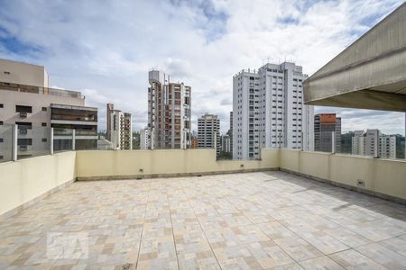 Apartamento à venda com 136m², 1 quarto e 2 vagasVista da Suíte