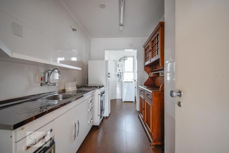 Apartamento à venda com 136m², 1 quarto e 2 vagasCozinha