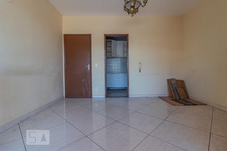 Sala de Apartamento com 3 quartos, 70m² Carlos Prates