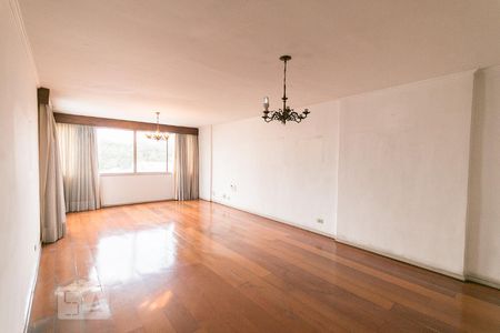 Sala de apartamento para alugar com 3 quartos, 160m² em Aclimação, São Paulo