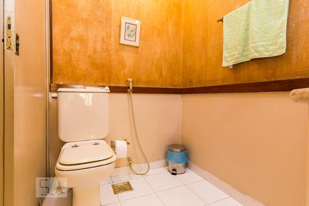 Apartamento à venda com 570m², 4 quartos e 3 vagasBanheiro do Quarto 4