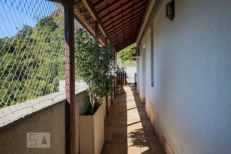 Apartamento à venda com 570m², 4 quartos e 3 vagasVaranda