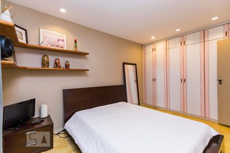 Apartamento à venda com 570m², 4 quartos e 3 vagasQuarto 3