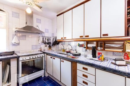 Apartamento à venda com 570m², 4 quartos e 3 vagasCozinha