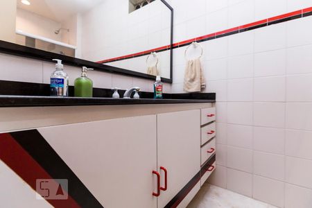 Apartamento à venda com 570m², 4 quartos e 3 vagasBanheiro Social
