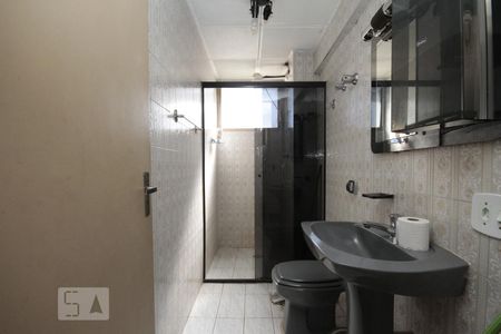 Banheiro de apartamento à venda com 3 quartos, 70m² em Santa Cecília, São Paulo
