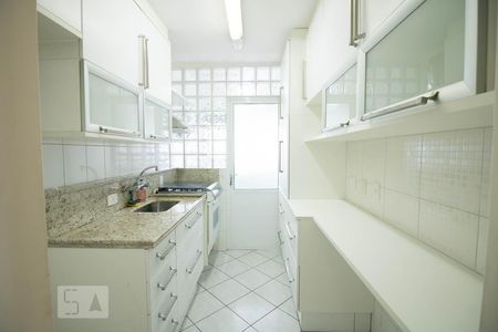 Apartamento à venda com 64m², 2 quartos e 2 vagasCozinha - Torneira