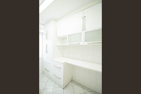 Apartamento à venda com 64m², 2 quartos e 2 vagasCozinha