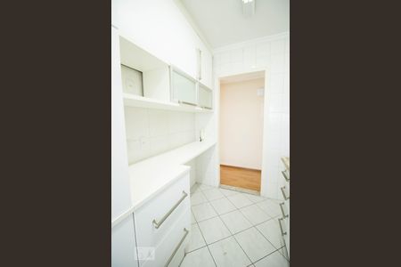 Apartamento à venda com 64m², 2 quartos e 2 vagasCozinha