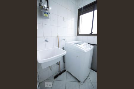 Apartamento à venda com 64m², 2 quartos e 2 vagasÁrea de Serviço