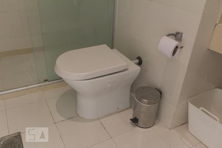 Apartamento para alugar com 300m², 4 quartos e 2 vagasBanheiro da Suíte