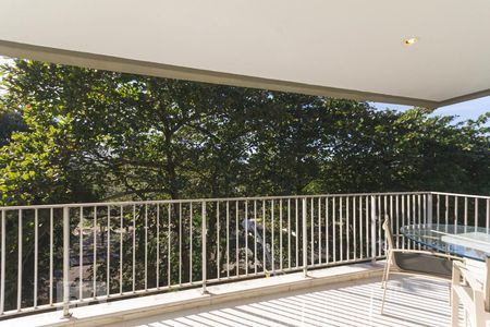 Apartamento para alugar com 300m², 4 quartos e 2 vagasVaranda