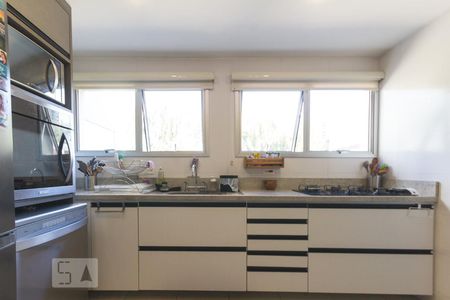 Apartamento para alugar com 300m², 4 quartos e 2 vagasCozinha