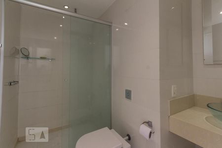 Apartamento para alugar com 300m², 4 quartos e 2 vagasBanheiro da Suíte