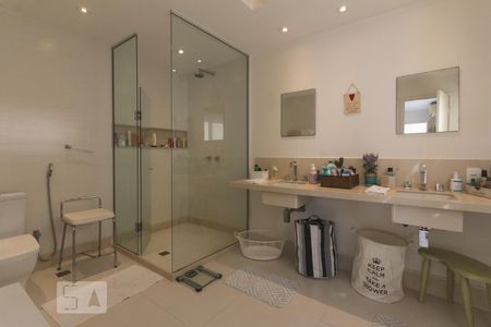 Apartamento para alugar com 300m², 4 quartos e 2 vagasBanheiro da Suíte 3