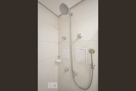 Studio para alugar com 36m², 1 quarto e 1 vaga Studio para alugar com 36m², 1 quarto e 1 vagaBanheiro