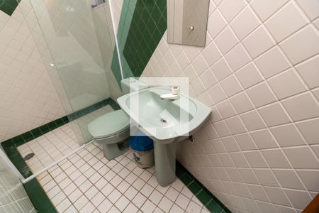 Casa à venda com 240m², 3 quartos e 4 vagasBanheiro 2