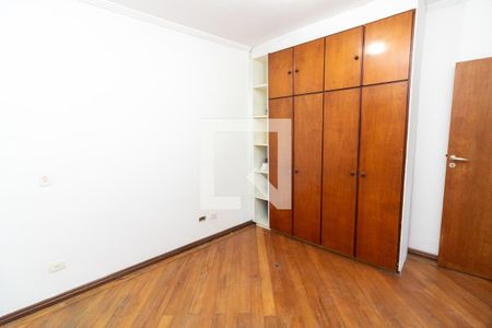 Casa à venda com 240m², 3 quartos e 4 vagasQuarto 2