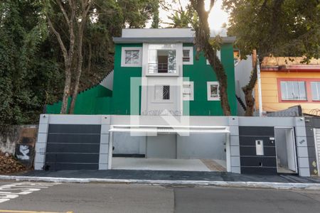 Casa à venda com 240m², 3 quartos e 4 vagasFachada
