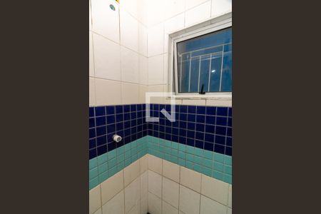 Casa à venda com 240m², 3 quartos e 4 vagasBanheiro 1