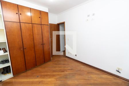 Casa à venda com 240m², 3 quartos e 4 vagasQuarto 2