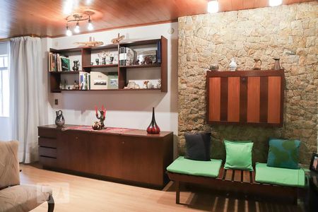 Sala de apartamento para alugar com 3 quartos, 150m² em Bela Vista, São Paulo