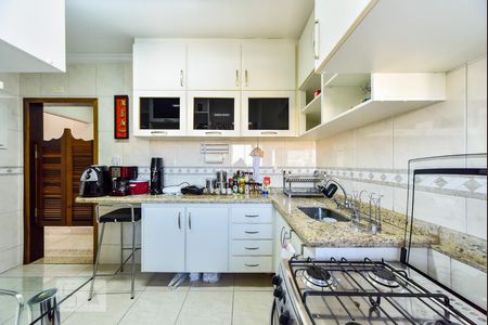 Apartamento à venda com 67m², 2 quartos e 1 vagaCozinha