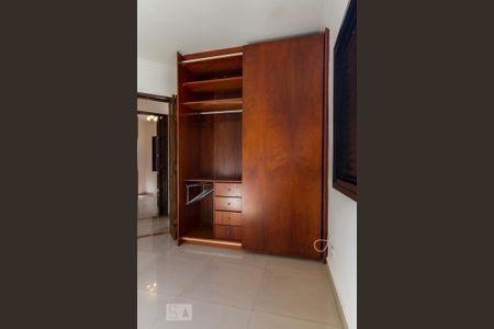 Quarto 3 Suíte - Armários  de apartamento à venda com 3 quartos, 76m² em Tatuapé, São Paulo
