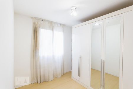 Quarto 1 de apartamento para alugar com 2 quartos, 54m² em Jacarepaguá, Rio de Janeiro