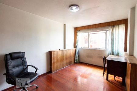 Quarto 1 de apartamento para alugar com 3 quartos, 120m² em São Francisco, Curitiba