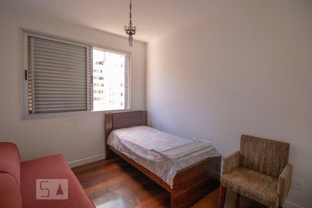 Quarto 01 de apartamento para alugar com 4 quartos, 165m² em Sion, Belo Horizonte